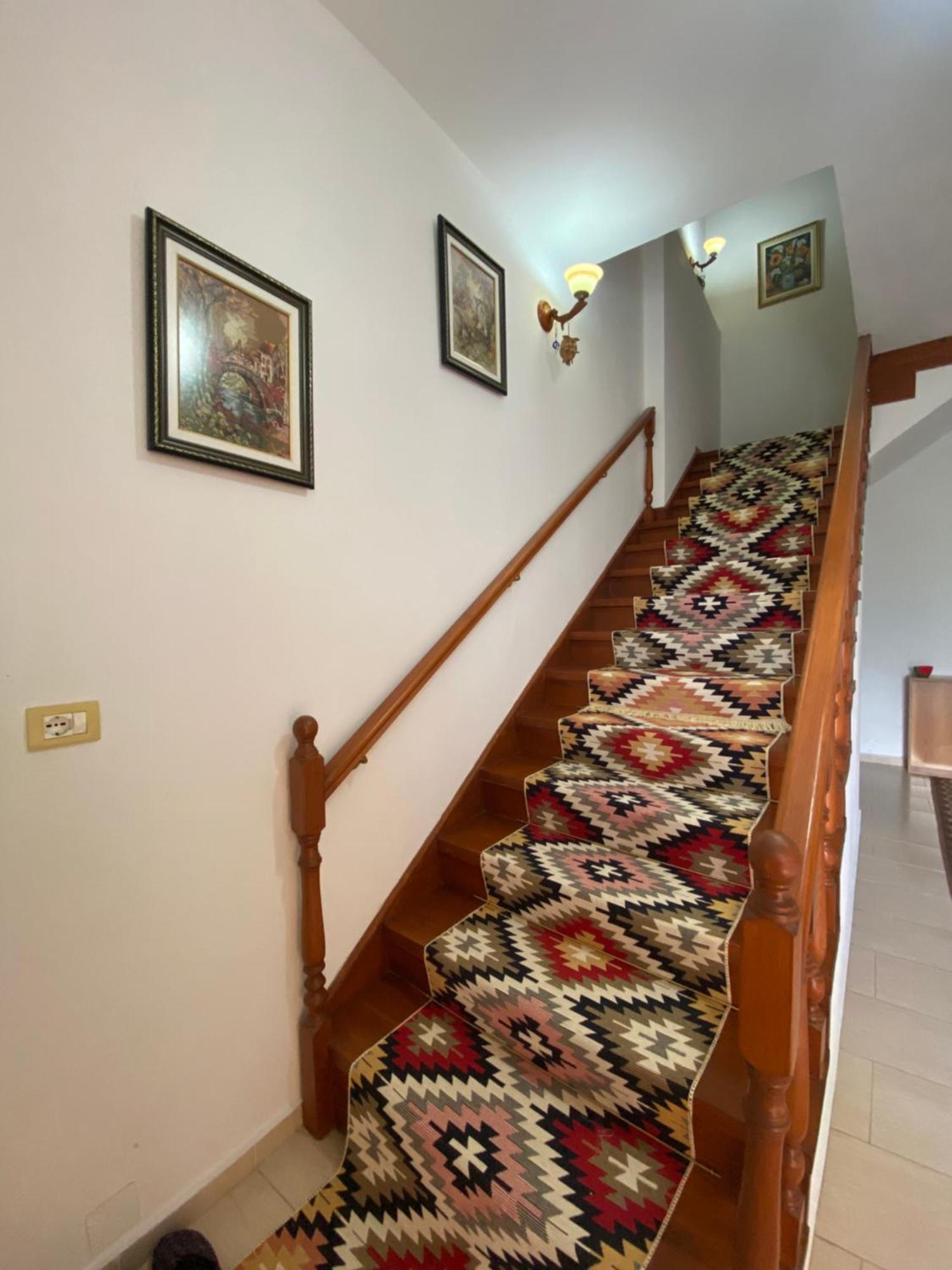 Stonetale Garden Guesthouse Gjirokaster Exterior photo