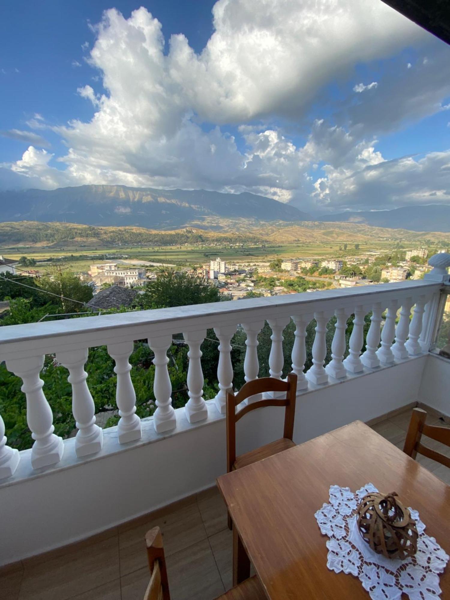 Stonetale Garden Guesthouse Gjirokaster Exterior photo