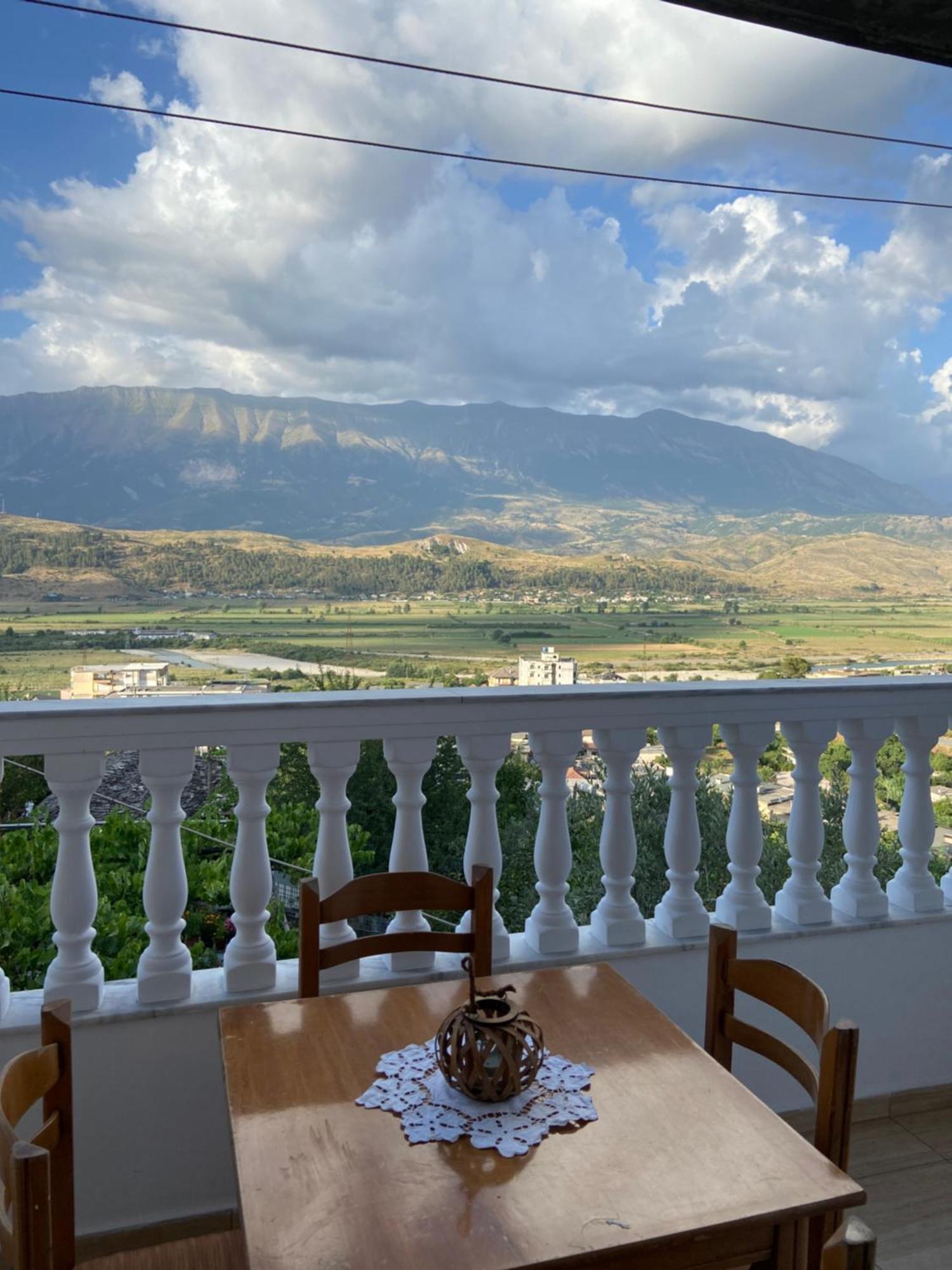 Stonetale Garden Guesthouse Gjirokaster Exterior photo