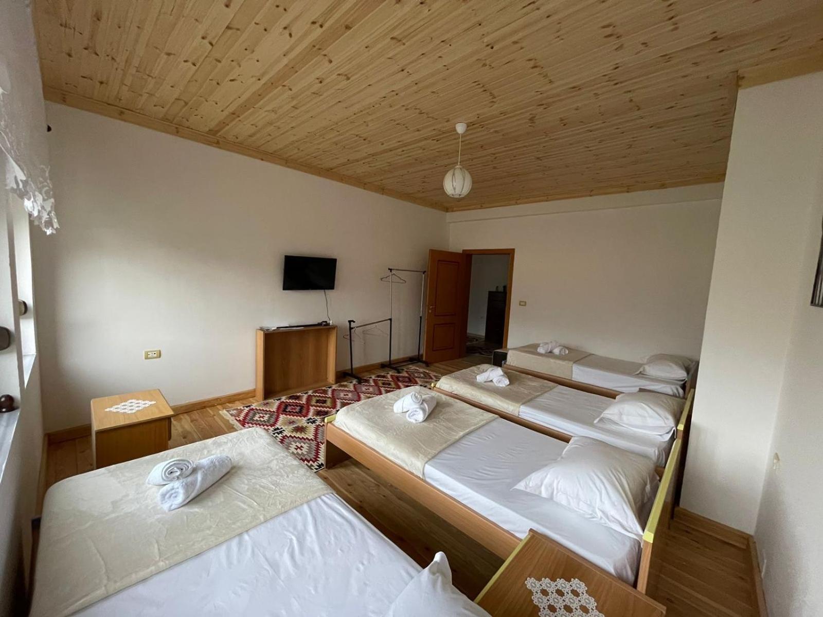 Stonetale Garden Guesthouse Gjirokaster Exterior photo